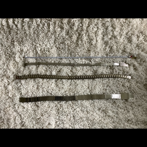 Ladies vintage belts - Picture 1 of 4